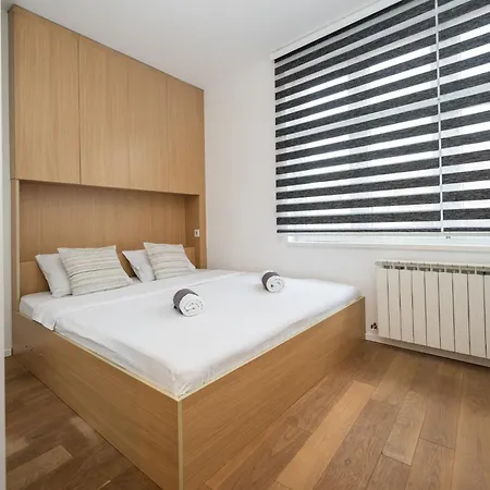 Design 1bdr With View Apartament