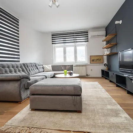 Design 1bdr With View